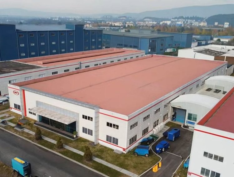 Custom Industrial Factory Building with Glass Curtain