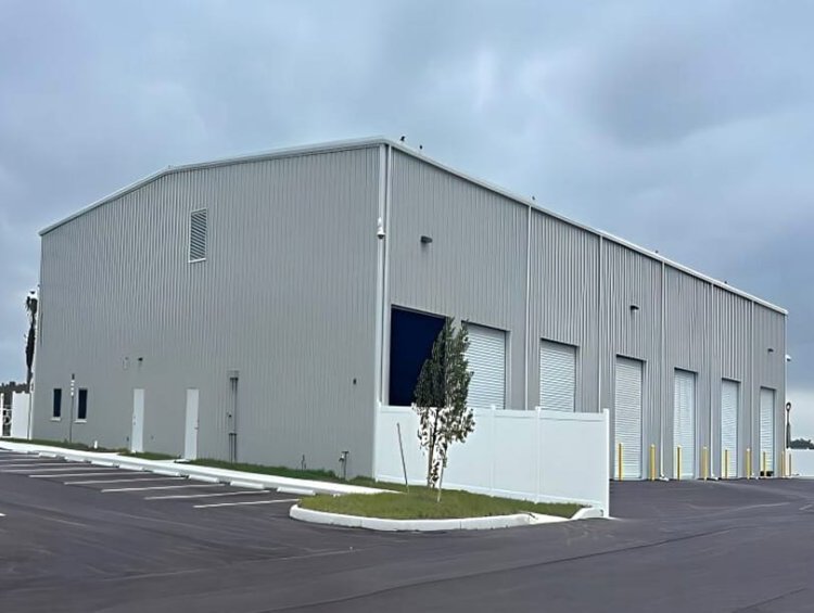 Prefabricated Steel Structure Warehouse / Factory / Workshop